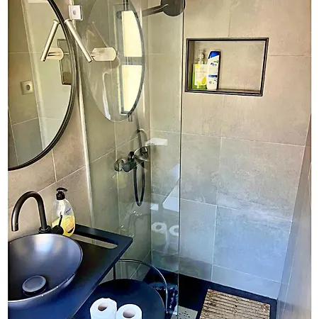 2br Near Estrela Garden